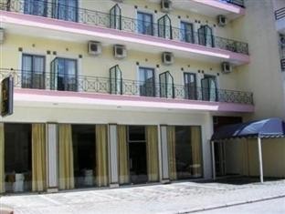 EPIHOTEL KING ΚΑΛΑΜΠΑΚΑ